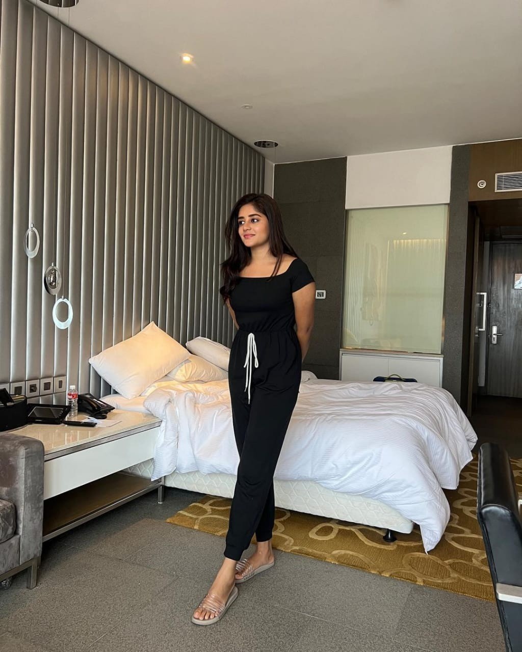 Natasha Malik โ Escort & Call Girl in Hyderabad / Punjagutta